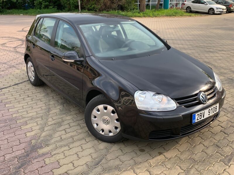 Levná autopůjčovna Praha