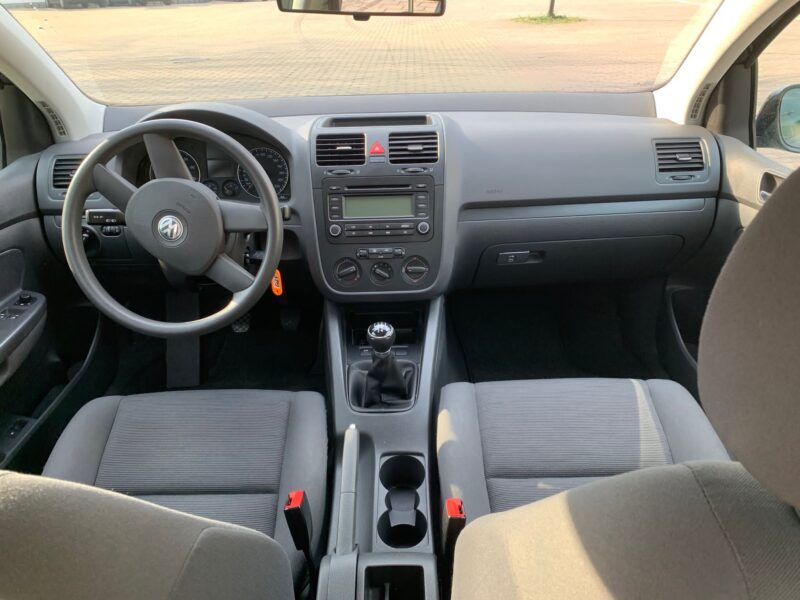Levná autopůjčovna Praha